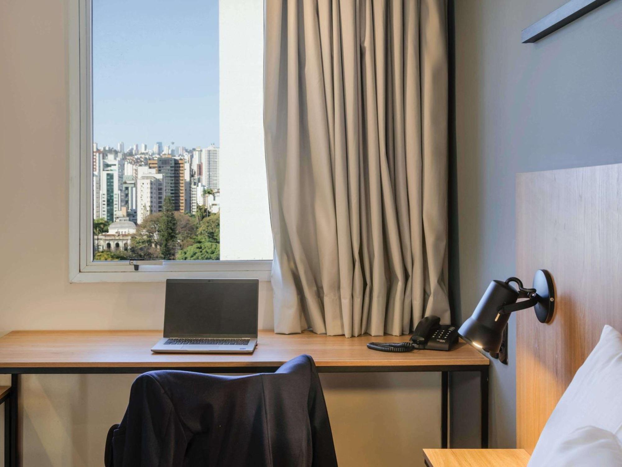 Отель Ibis Belo Horizonte Liberdade Экстерьер фото