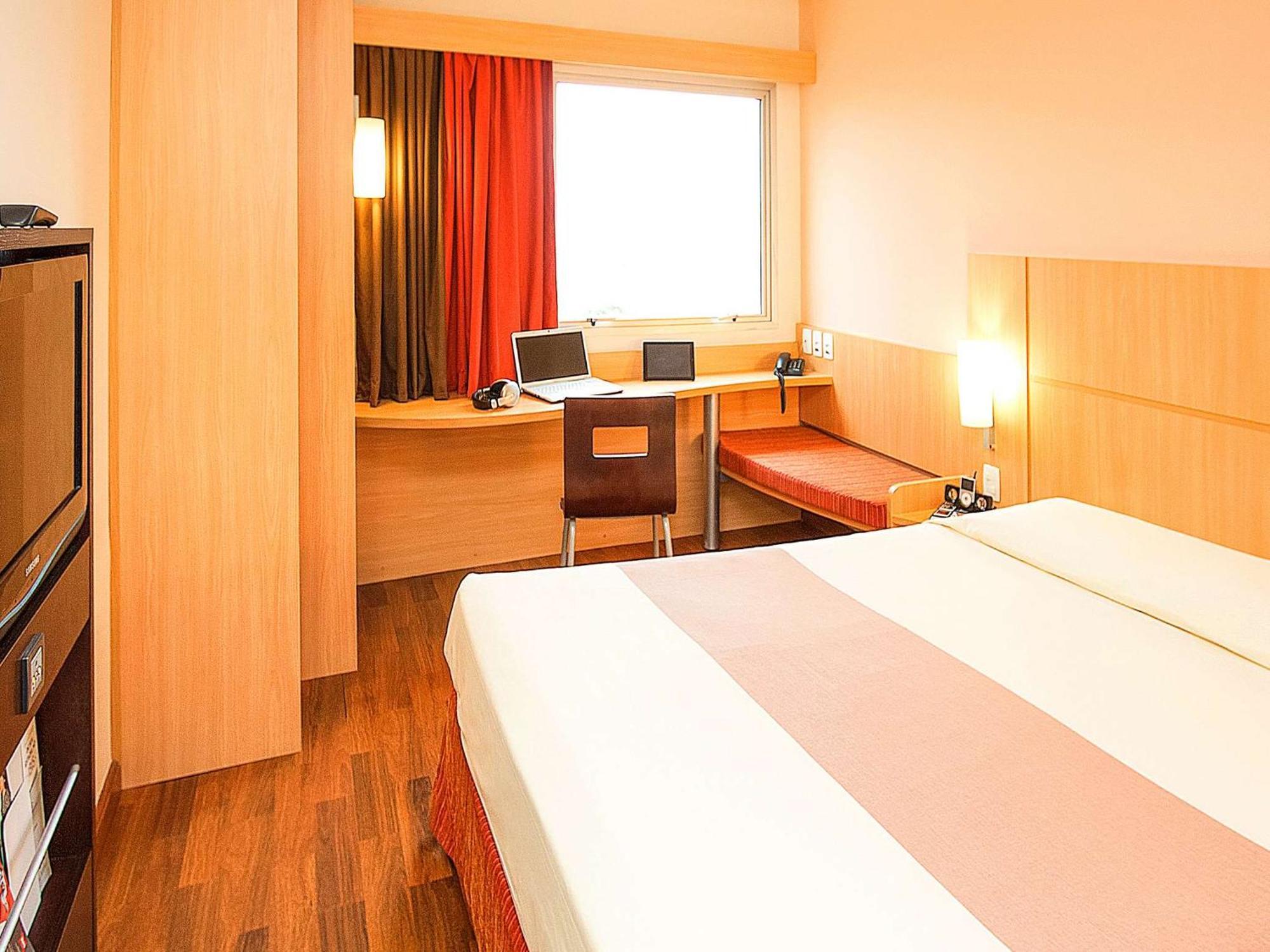 Отель Ibis Belo Horizonte Liberdade Экстерьер фото