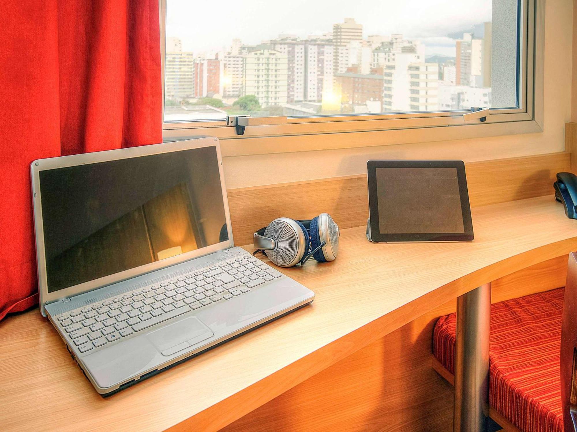 Отель Ibis Belo Horizonte Liberdade Экстерьер фото