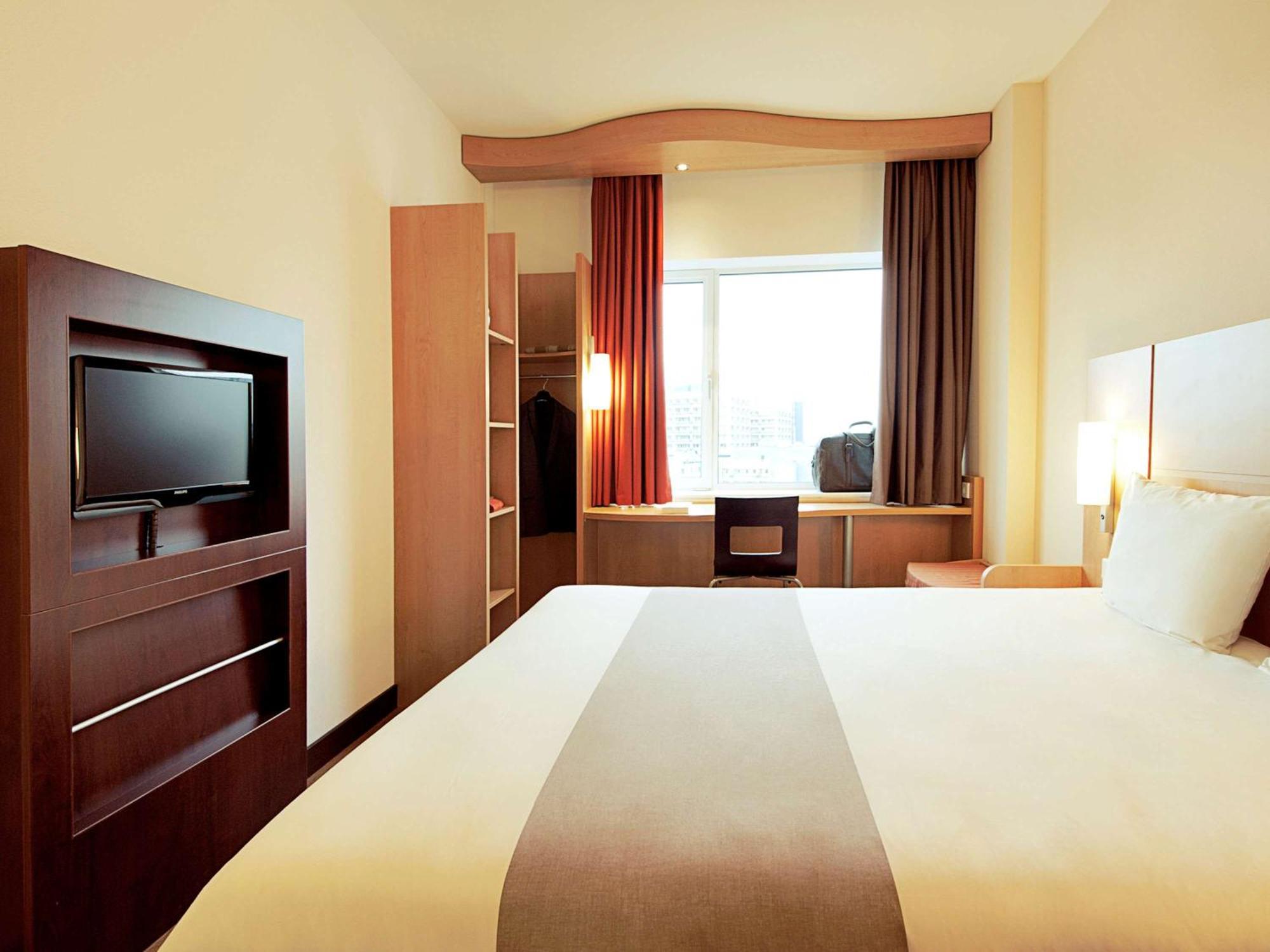 Отель Ibis Belo Horizonte Liberdade Экстерьер фото