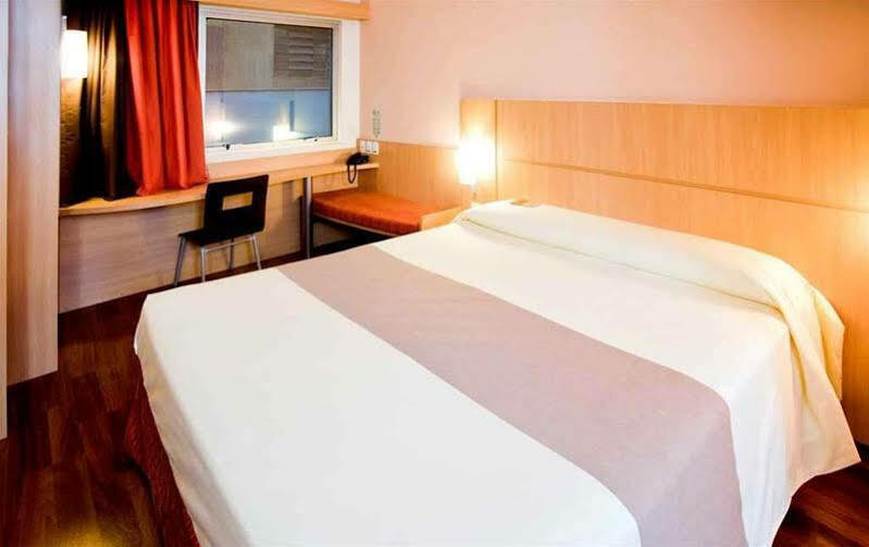 Отель Ibis Belo Horizonte Liberdade Экстерьер фото